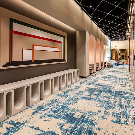 Renaissance Porto Lapa Hotel Extérieur photo The interior of the new terminal