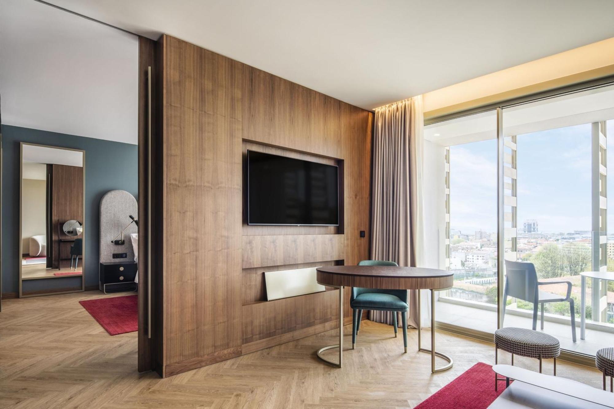 Renaissance Porto Lapa Hotel Extérieur photo Suite